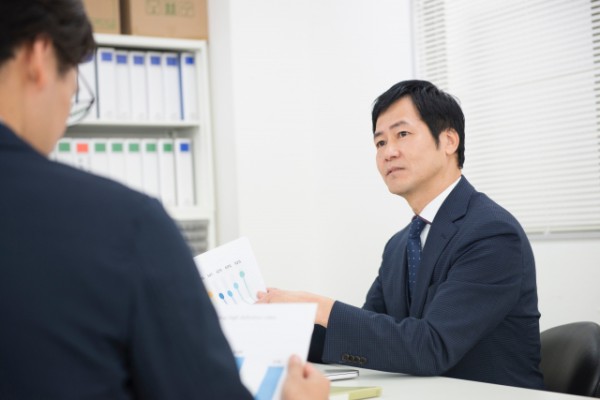 老人福祉施設・病院・学校専門の食事サービス会社の総務事務（管理職候補）